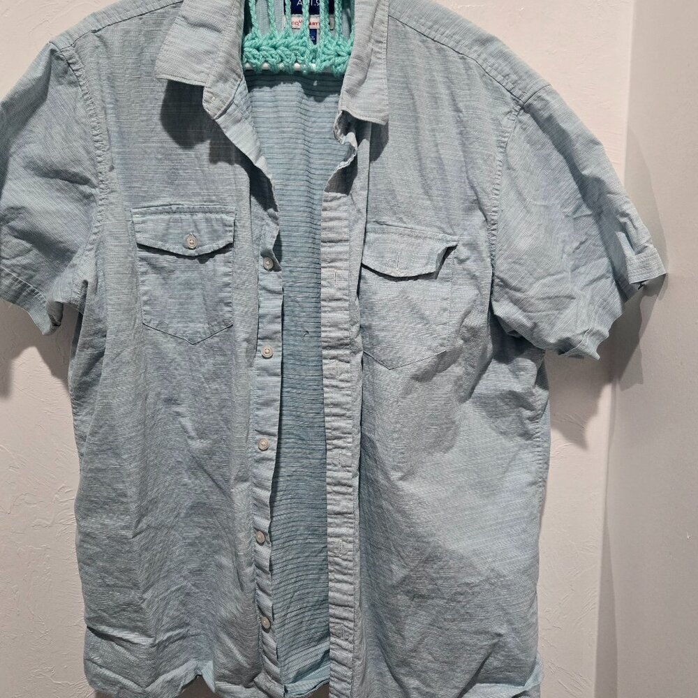 Apt. 9 HEIQ Smart Temp Men’s Dress Shirt – Size XL – Light Blue